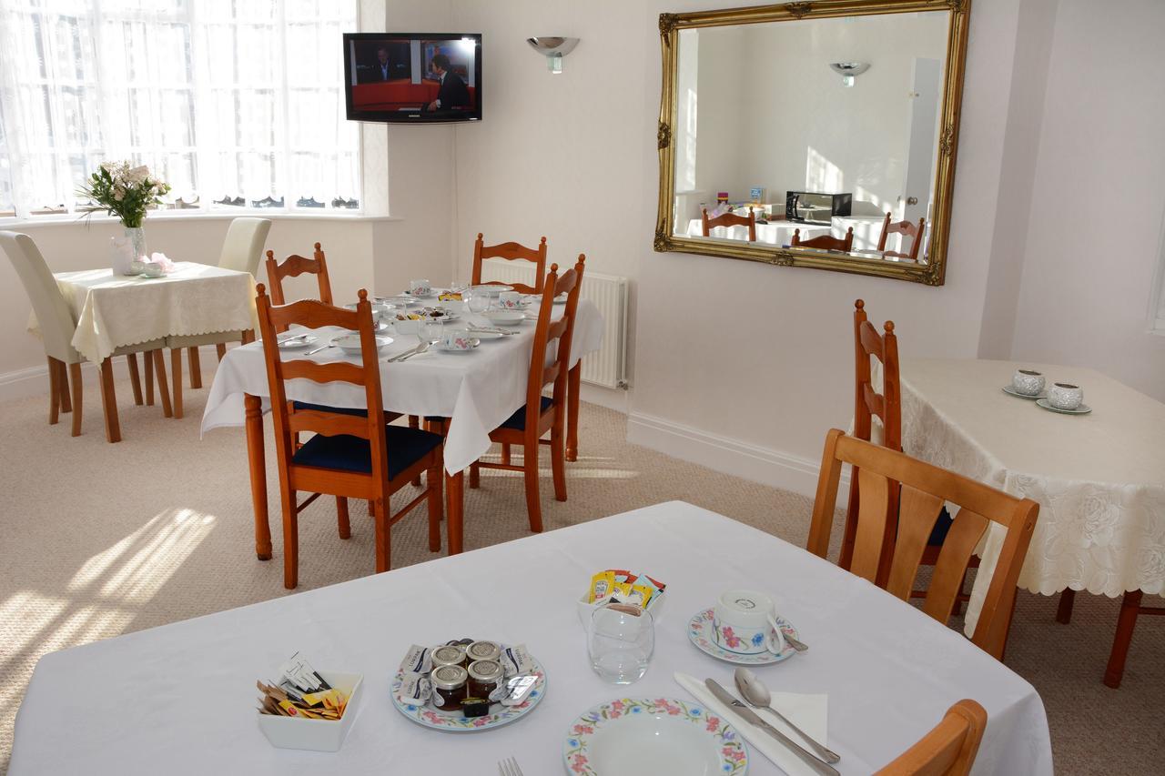 The Cove Guest House Rhyl Exterior foto